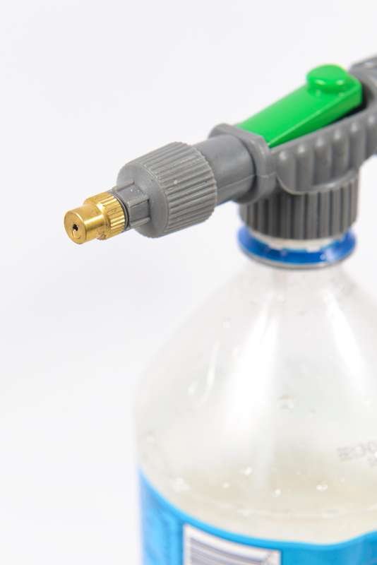 Pressure sprayer
