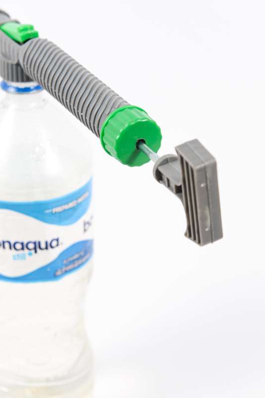 Pressure sprayer