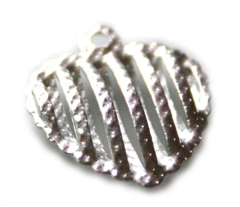 Heart charm in stainless steel, 17mm