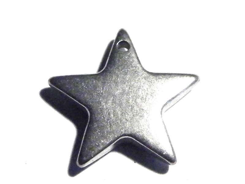 Star charm in stainless steel 12.8mm