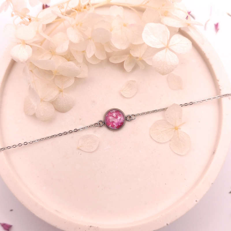 UNIQUE HANDCRAFTED STAINLESS STEEL BRACELET: FEATURING THE RARE FYNBOS OF THE CAPE