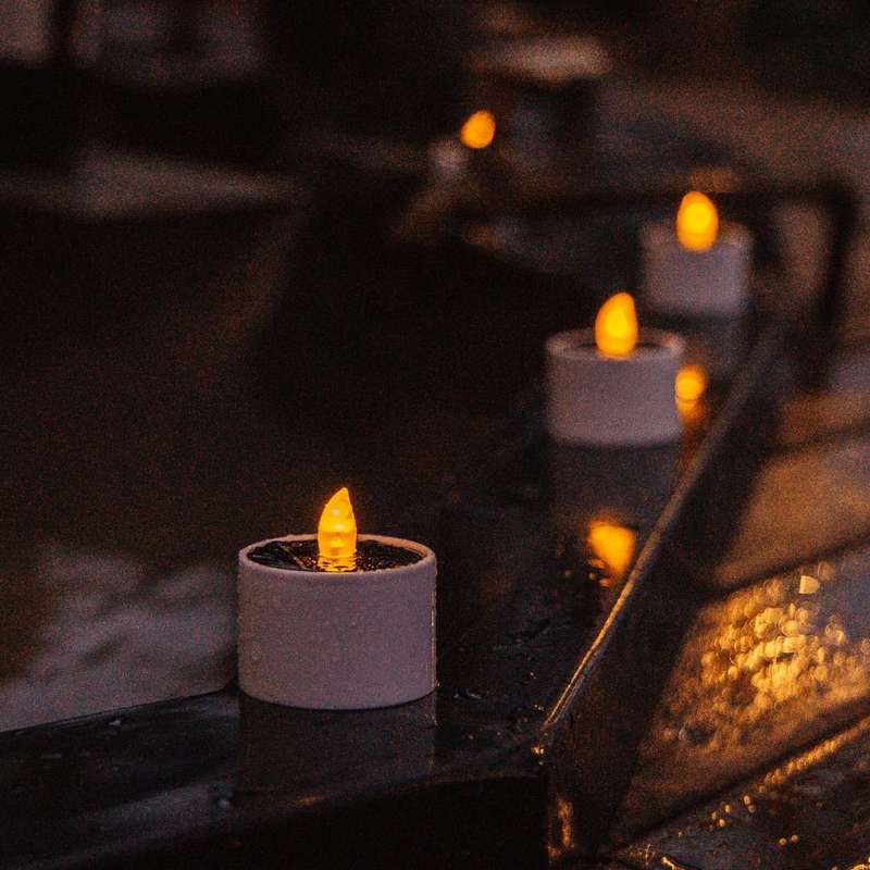 Solar Tea Lights Rechargeable LED Flameless Candle 6 Pack