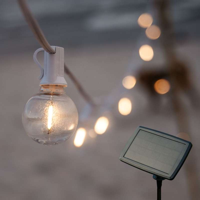 5m Solar Warm White 16 Globe LED Bulb String Lights