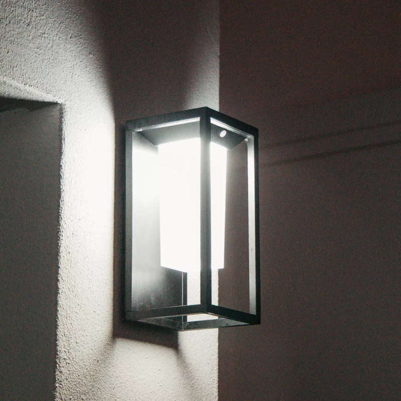 Solar Rechargeable LED Wall Lantern Light