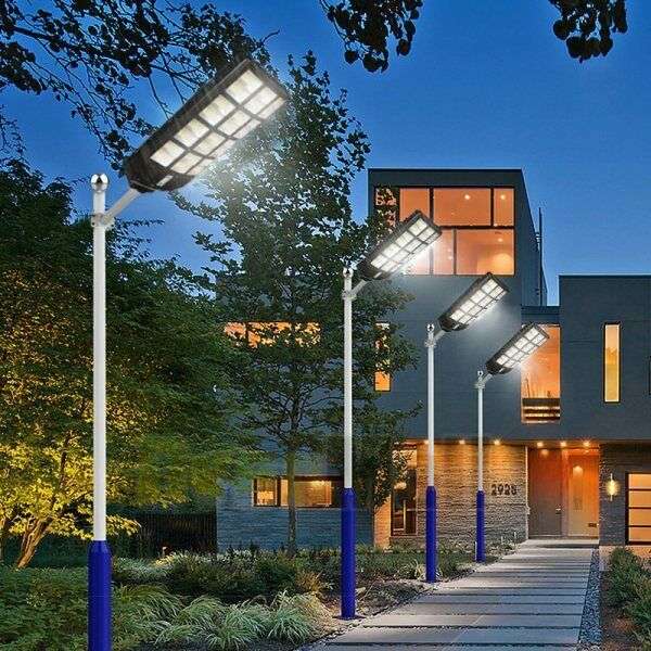 Aerbes AB-T17 Solar Powered Waterproof Street Light  400W