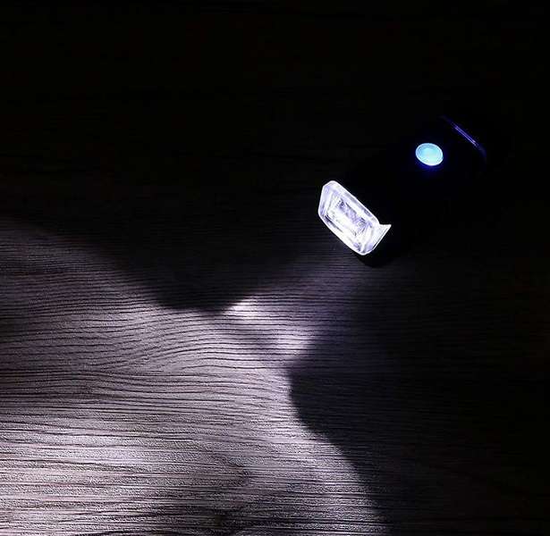 Aerbes AB-ZX16 USB Rechargeable LED Bicycle Light