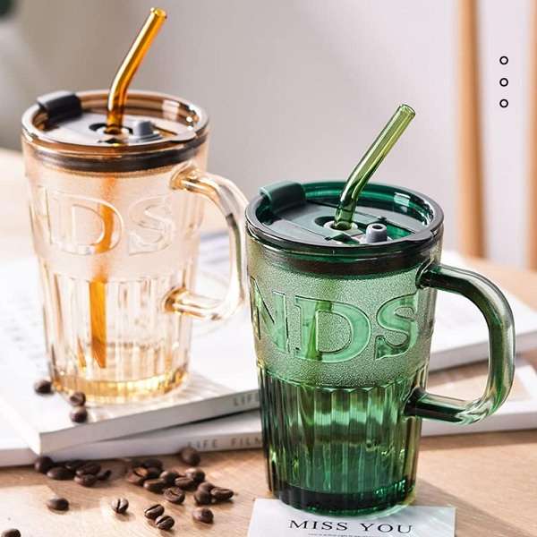Thick Glass Mug With Lid And A Straw