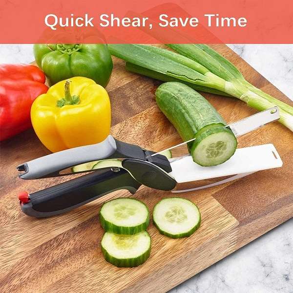 Kitchen Scissors With Bult-in Cutting Board