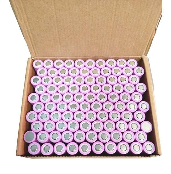 18500 Rechargeable Flat Head Battery Each