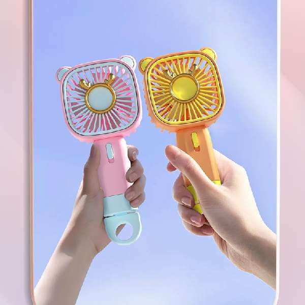 PM-099 CS1362-1 Mini Rechargeable Fan