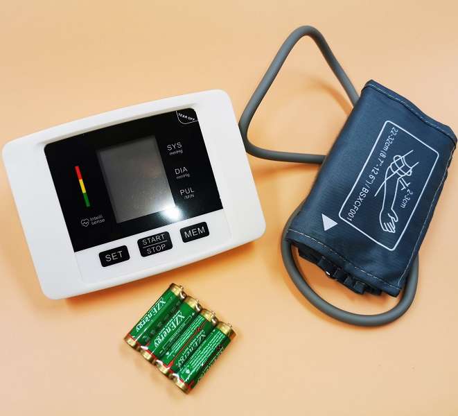 JG20375376 Digital Blood Pressure Monitor