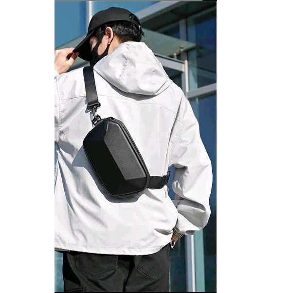 JG20375379 Hardshell Crossbody Shoulder Bag