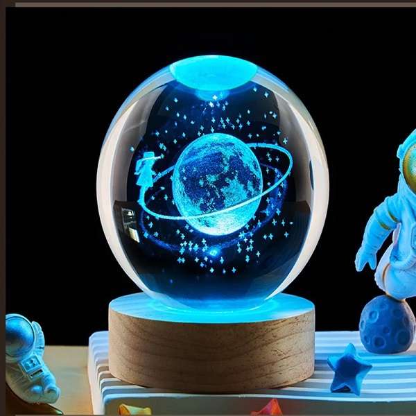 PM-162 3D Crystal  Girl &amp; Planet Scene with LED Base USB Powered