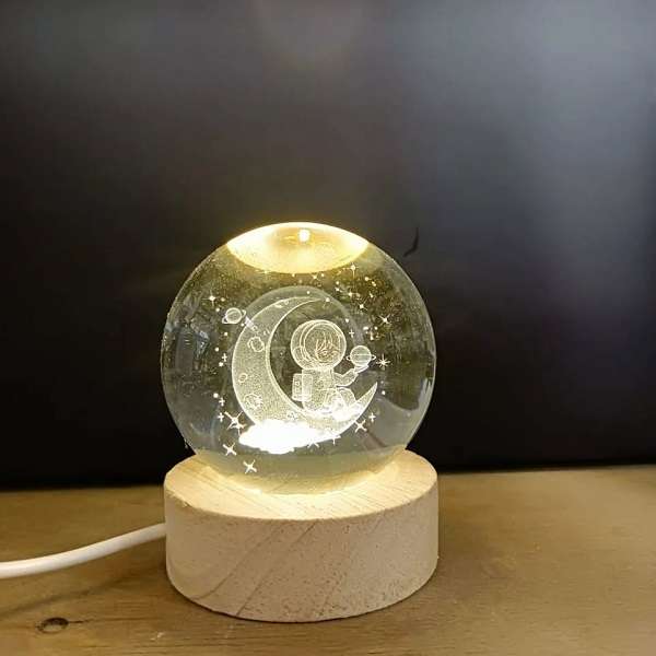 PM-160 3D Astronaut with Moon Figurine Crystal Ball Lamp