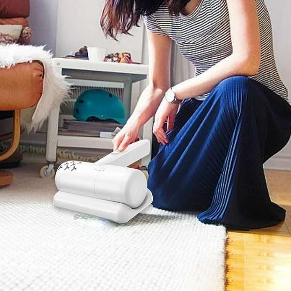 XM528 Rechargeable Dust Mite Remover