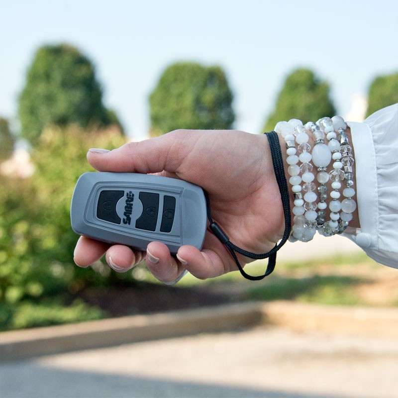 Sabre SABRE 3-in-1 Stun Gun Safety Tool (Grey)