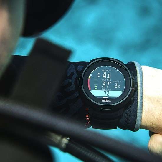 Suunto SUUNTO D5 ALL BLACK WITH USB CABLE