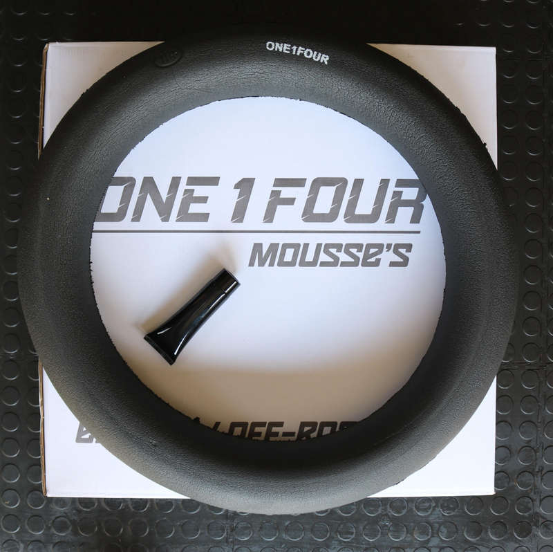 Supermoist One 1 Four Extreme Tech 120/90-18 Mousse