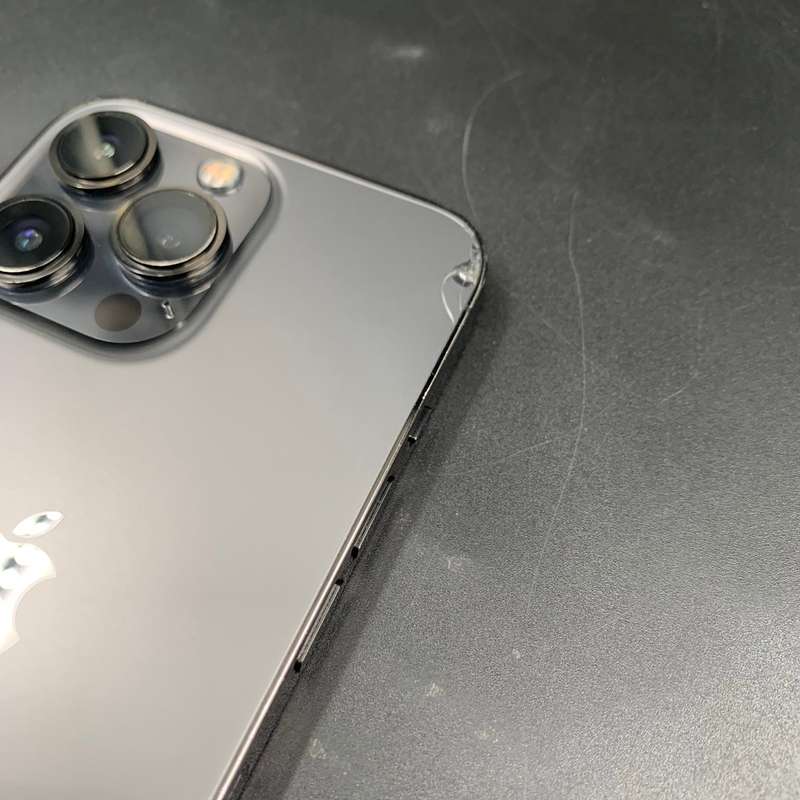 iPhone 13 Pro 128GB Graphite (Cracked Back)