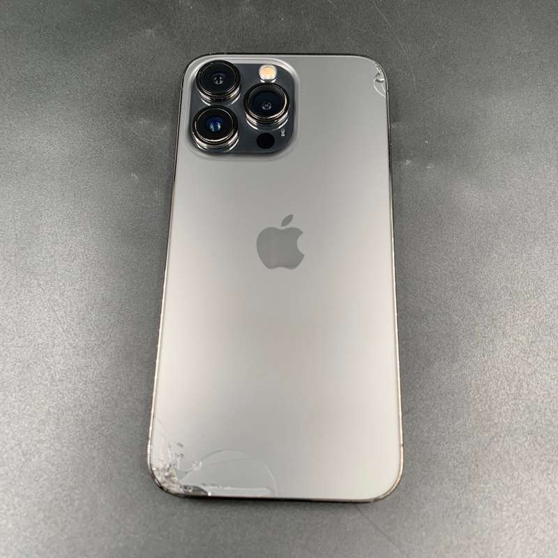 iPhone 13 Pro 128GB Graphite (Cracked Back)