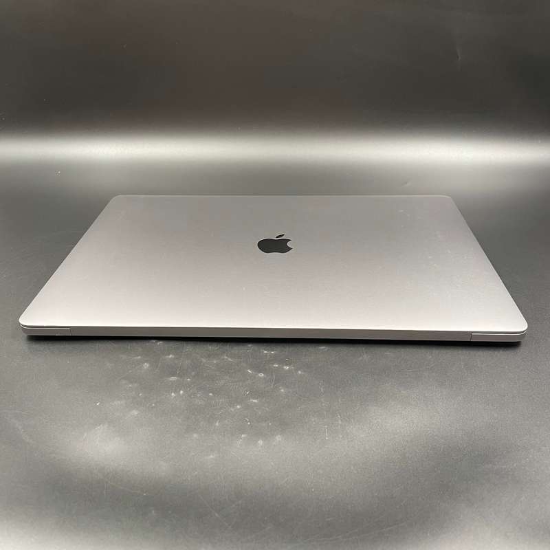 Macbook Pro 16" 2019 | 2,6GHz i7 | 16GB | 512GB Space Grey