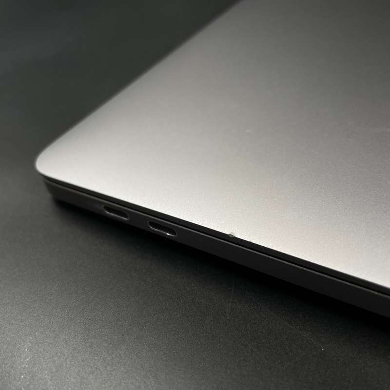 Macbook Pro 16" 2019 | 2,6GHz i7 | 16GB | 512GB Space Grey