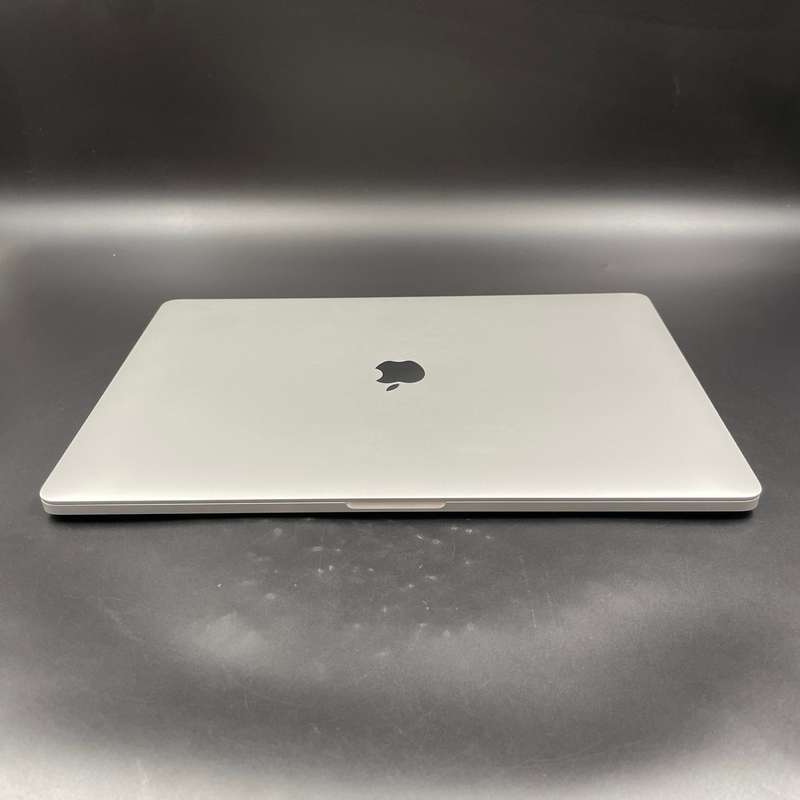 Macbook Pro 16" 2019 | 2,6GHz i7 | 16GB | 512GB Silver