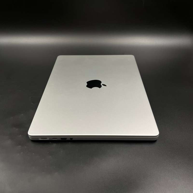 Macbook Pro 14" M1 Pro Silver 16GB Ram | 512GB SSD
