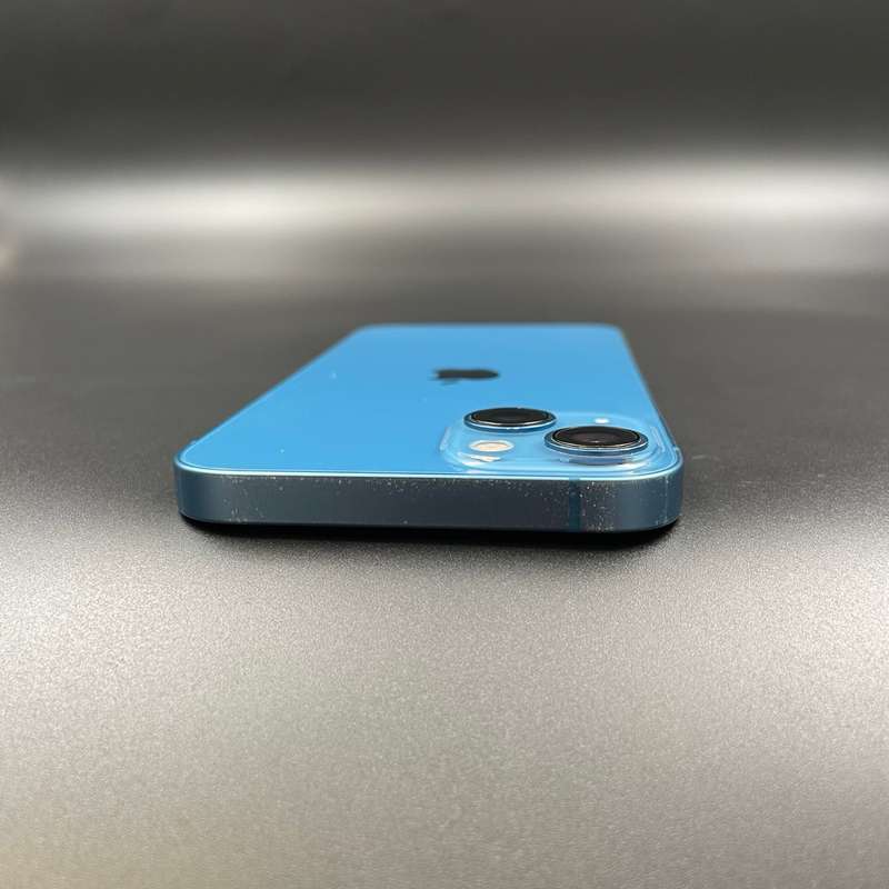 iPhone 13 256GB Blue