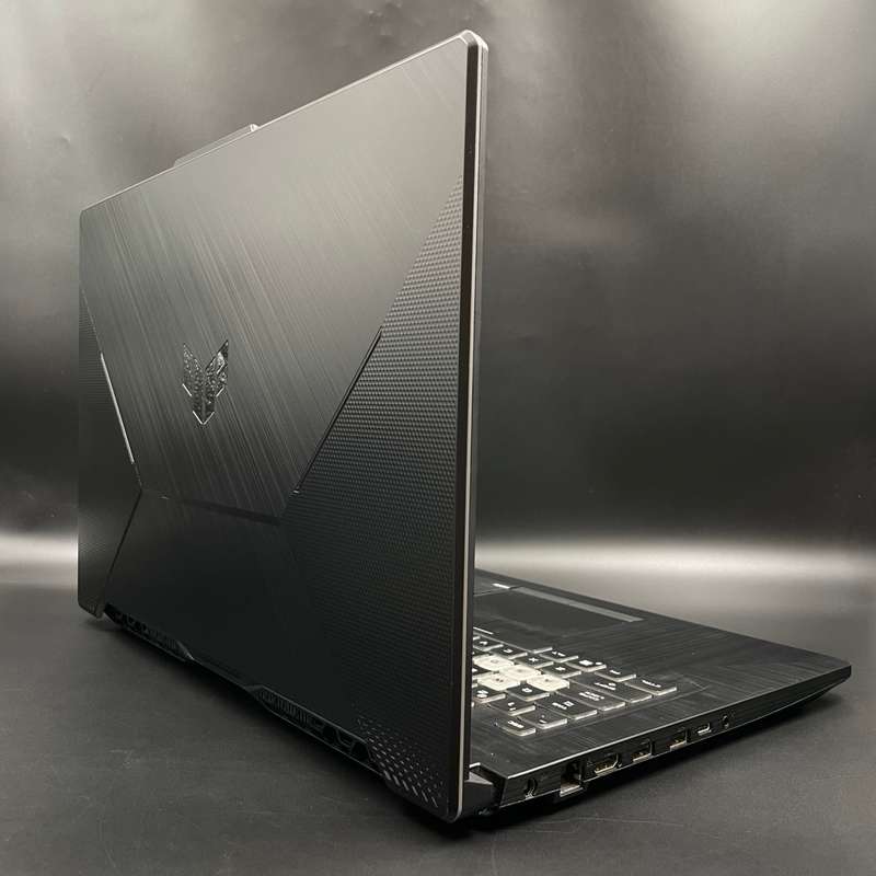 Asus TUR Gaming A17 | 8GB Ram | 512GB SSD | Ryzen 5