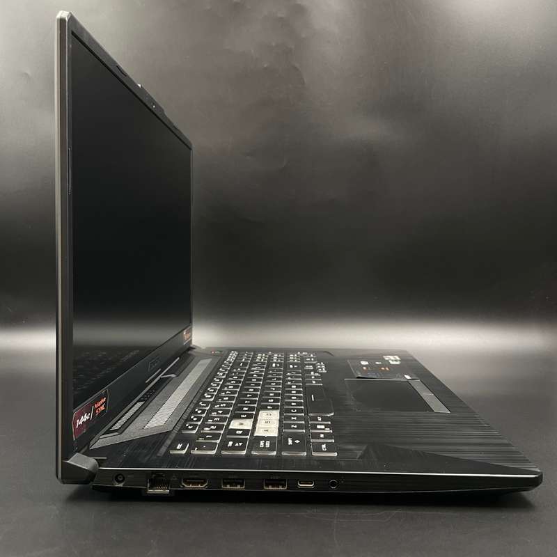Asus TUR Gaming A17 | 8GB Ram | 512GB SSD | Ryzen 5