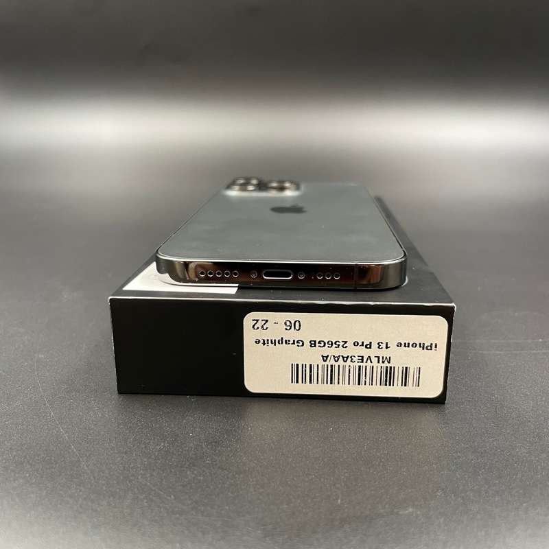 iPhone 13 Pro 256GB Graphite