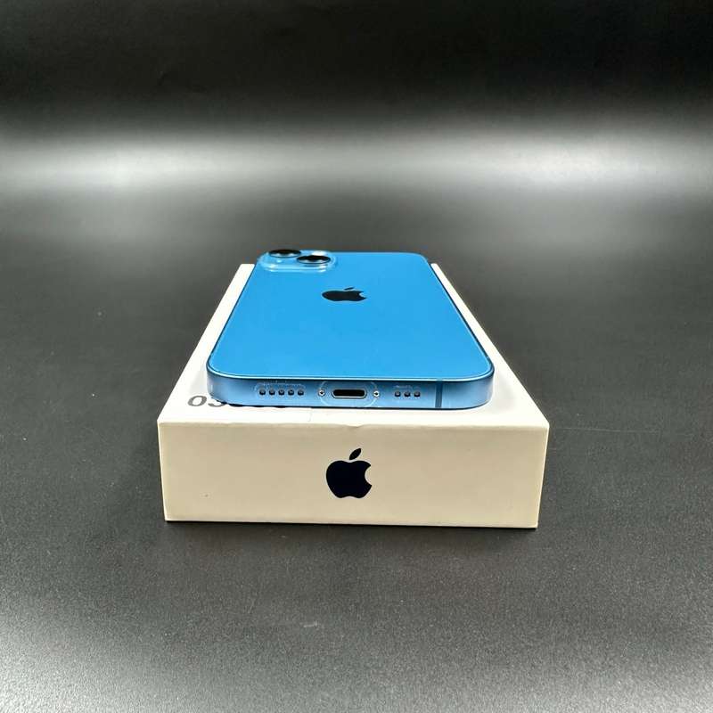 iPhone 13 256GB Blue