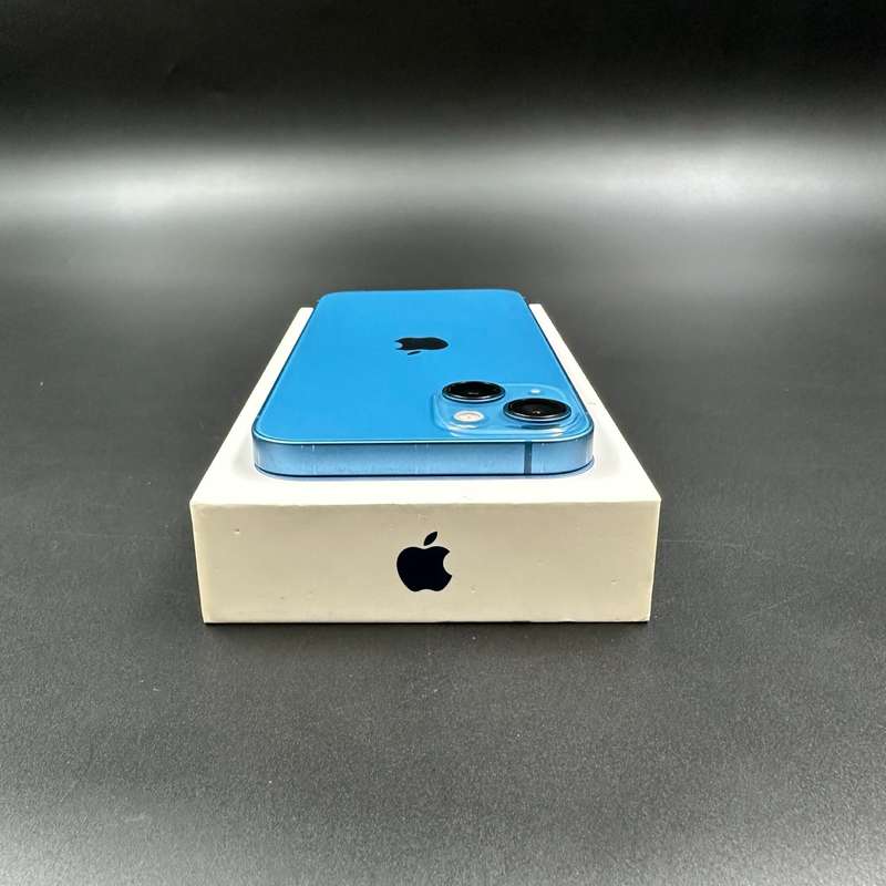 iPhone 13 256GB Blue