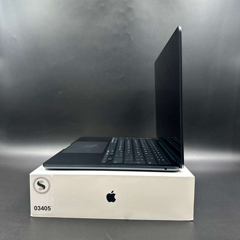 Macbook Air M2 13" 16GB Ram 256GB Midnight