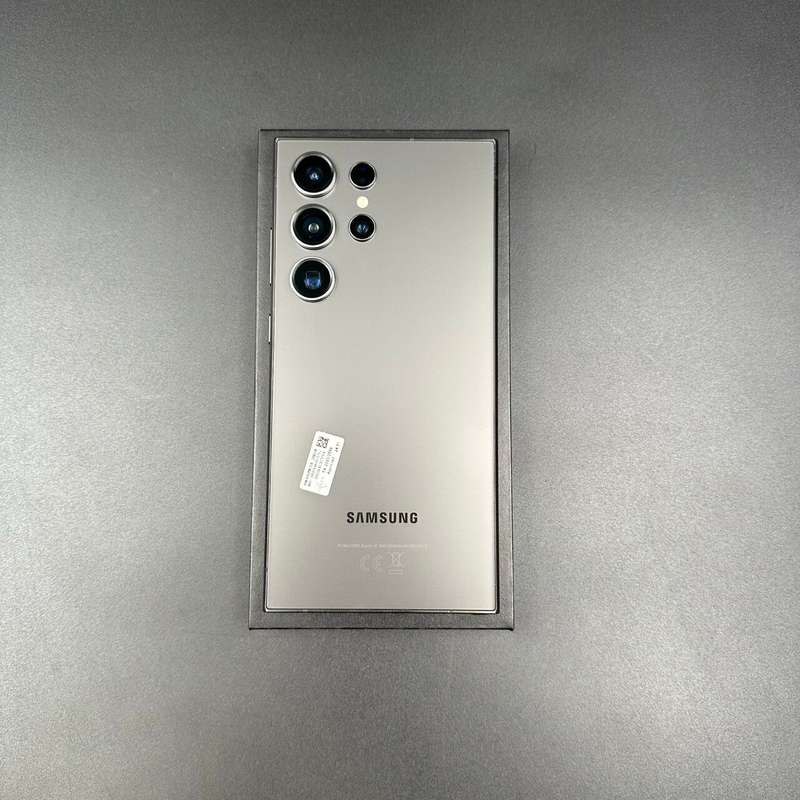 Samsung Galaxy S24 Ultra 256GB Titanium Black