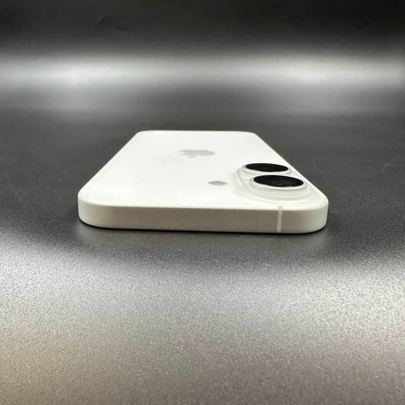 iPhone 16 128GB White