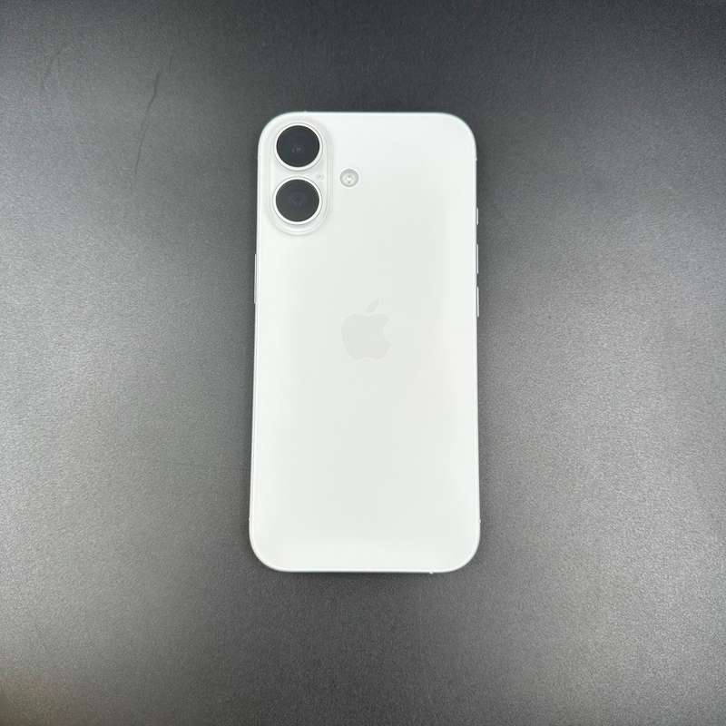 iPhone 16 128GB White