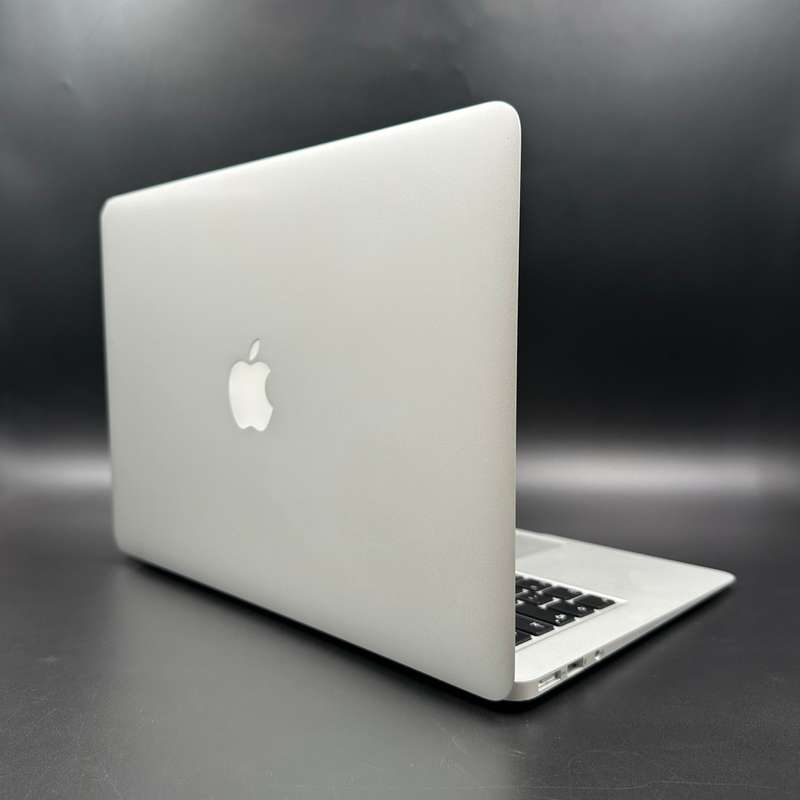Macbook Air 13" 2017 1.8Ghz | 128GB SSD | 8GB Ram | Core i5
