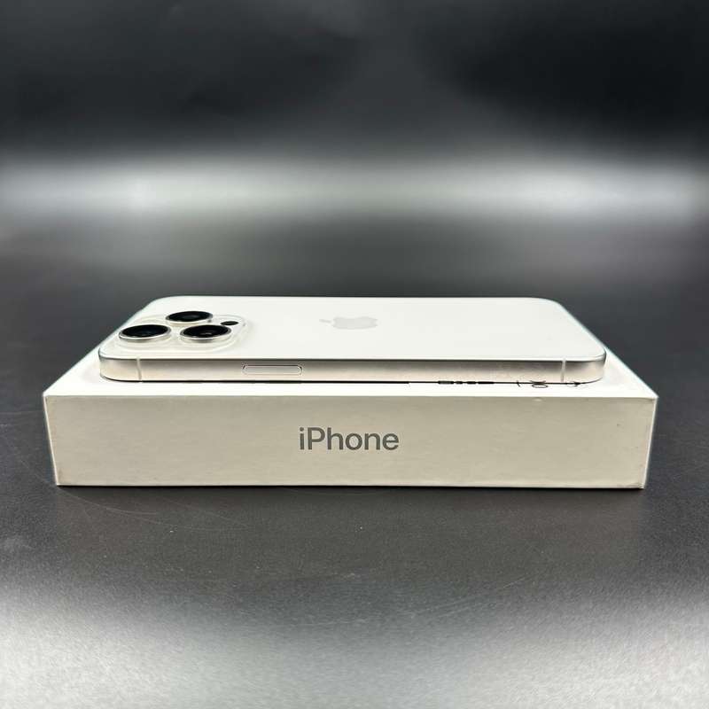 iPhone 15 Pro Max 256GB White Titanium