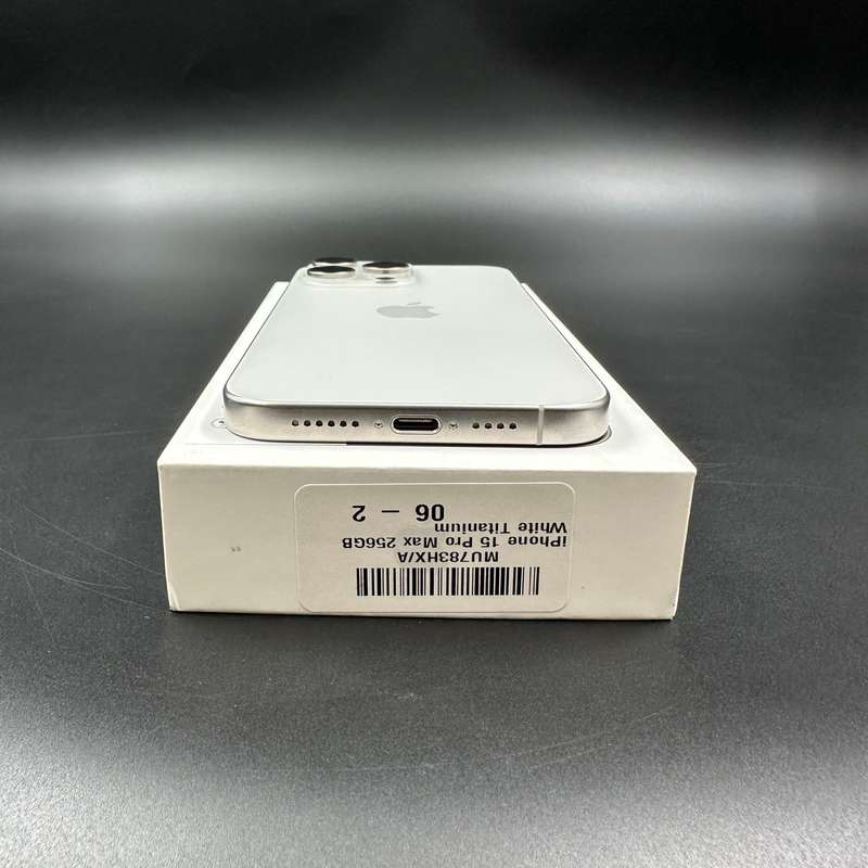iPhone 15 Pro Max 256GB White Titanium