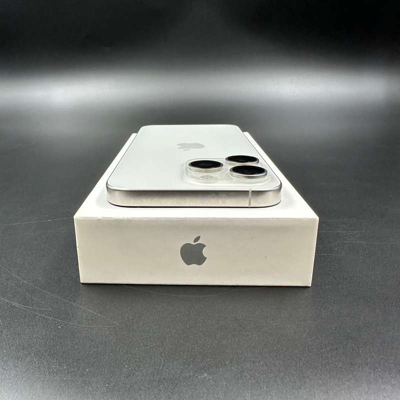 iPhone 15 Pro Max 256GB White Titanium