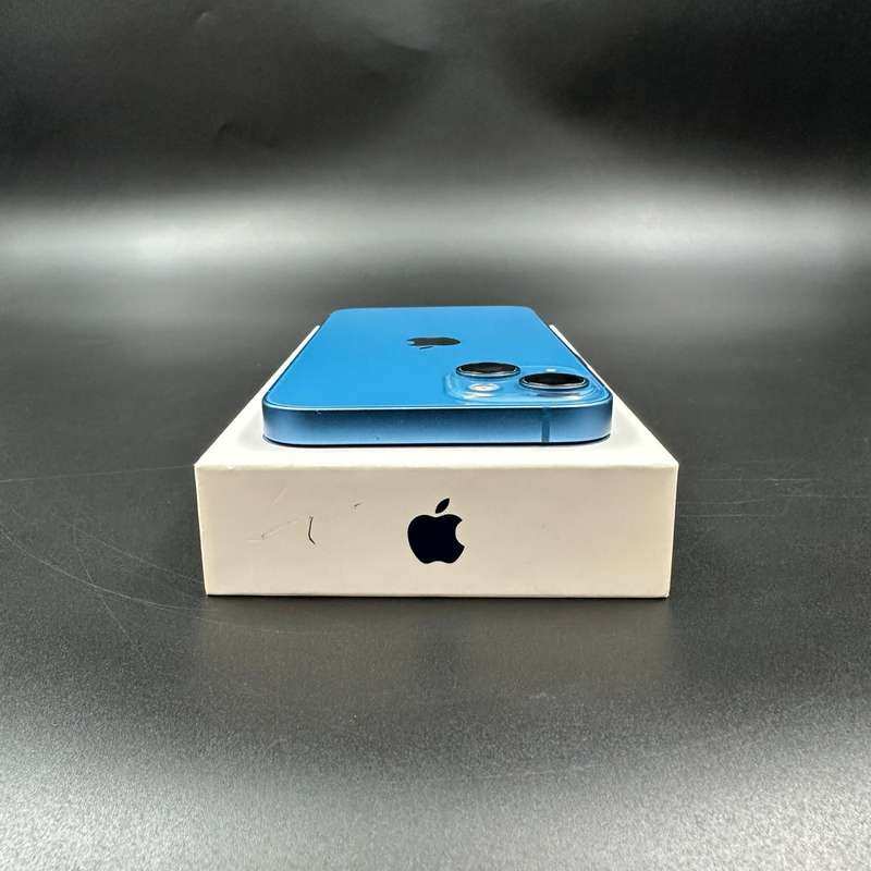iPhone 13 128GB Blue