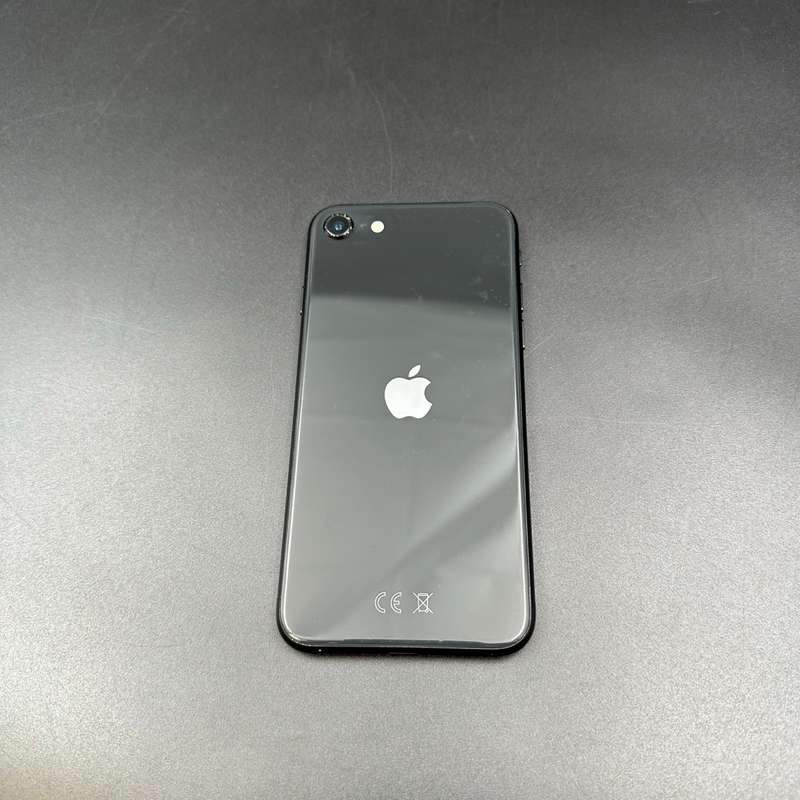 iPhone SE (2nd Generation) 64GB Black (Cracked Screen)
