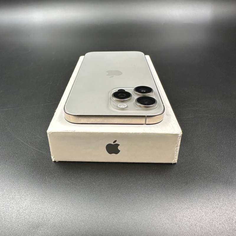 iPhone 16 Pro Max 256GB Natural Titanium