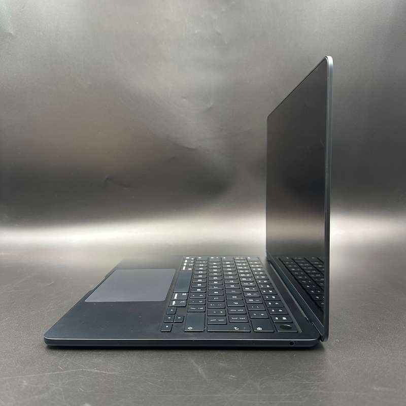 Macbook Air M2 13" 256GB Midnight