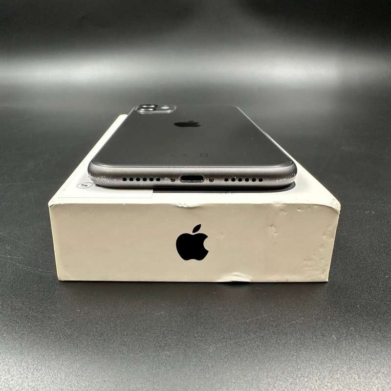 iPhone 11 64GB Black