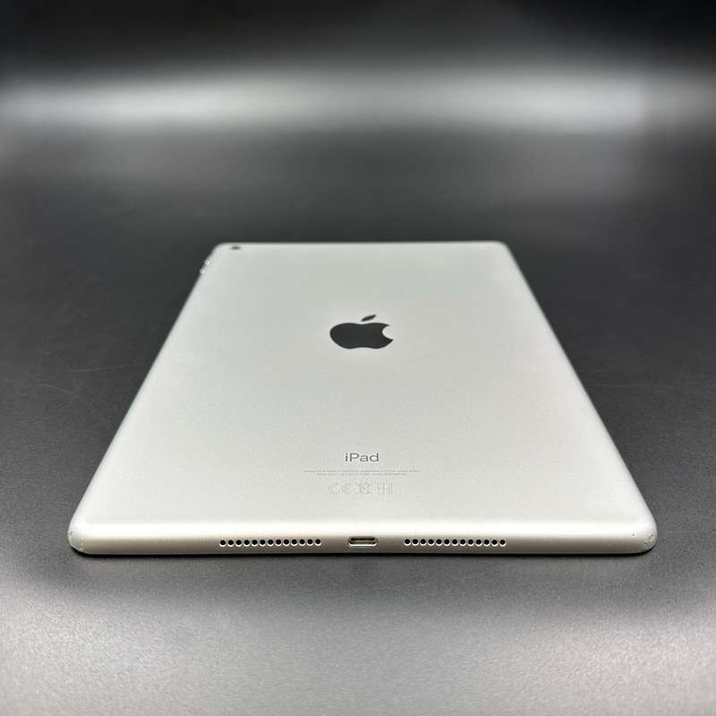 iPad (9th Gen) 256GB Wi-Fi  Silver