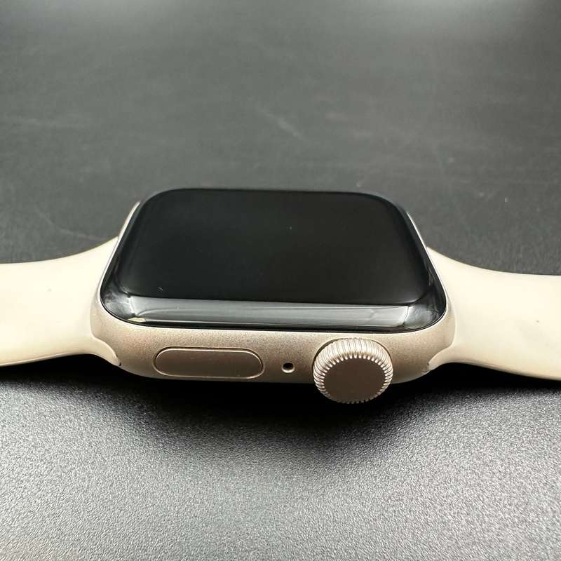 Apple Watch SE (Gen 2) 40MM GPS Starlight
