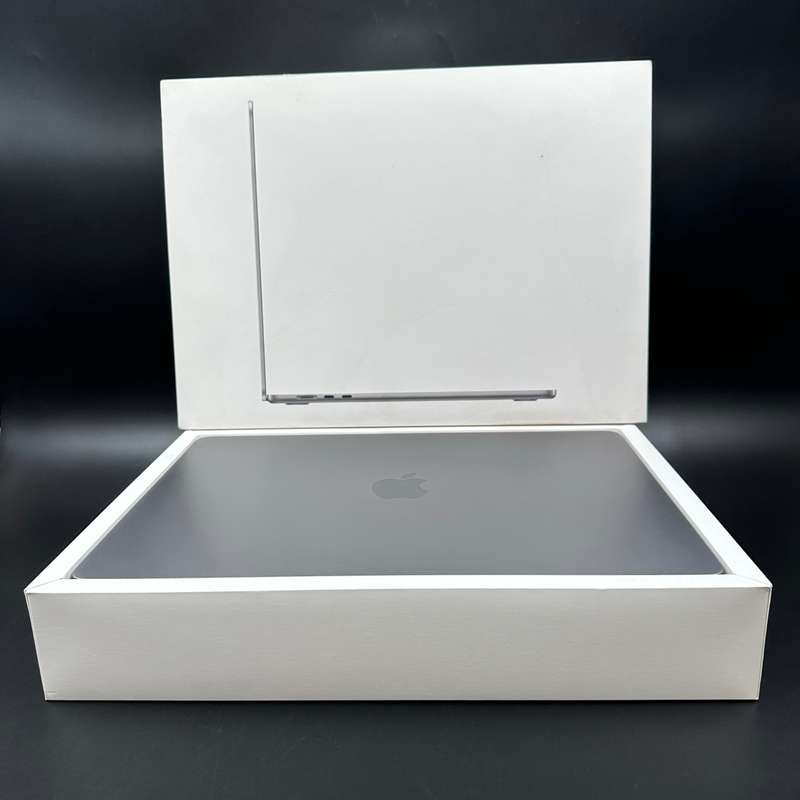 Macbook Air M3 15-inch 16GB 256GB Space Grey